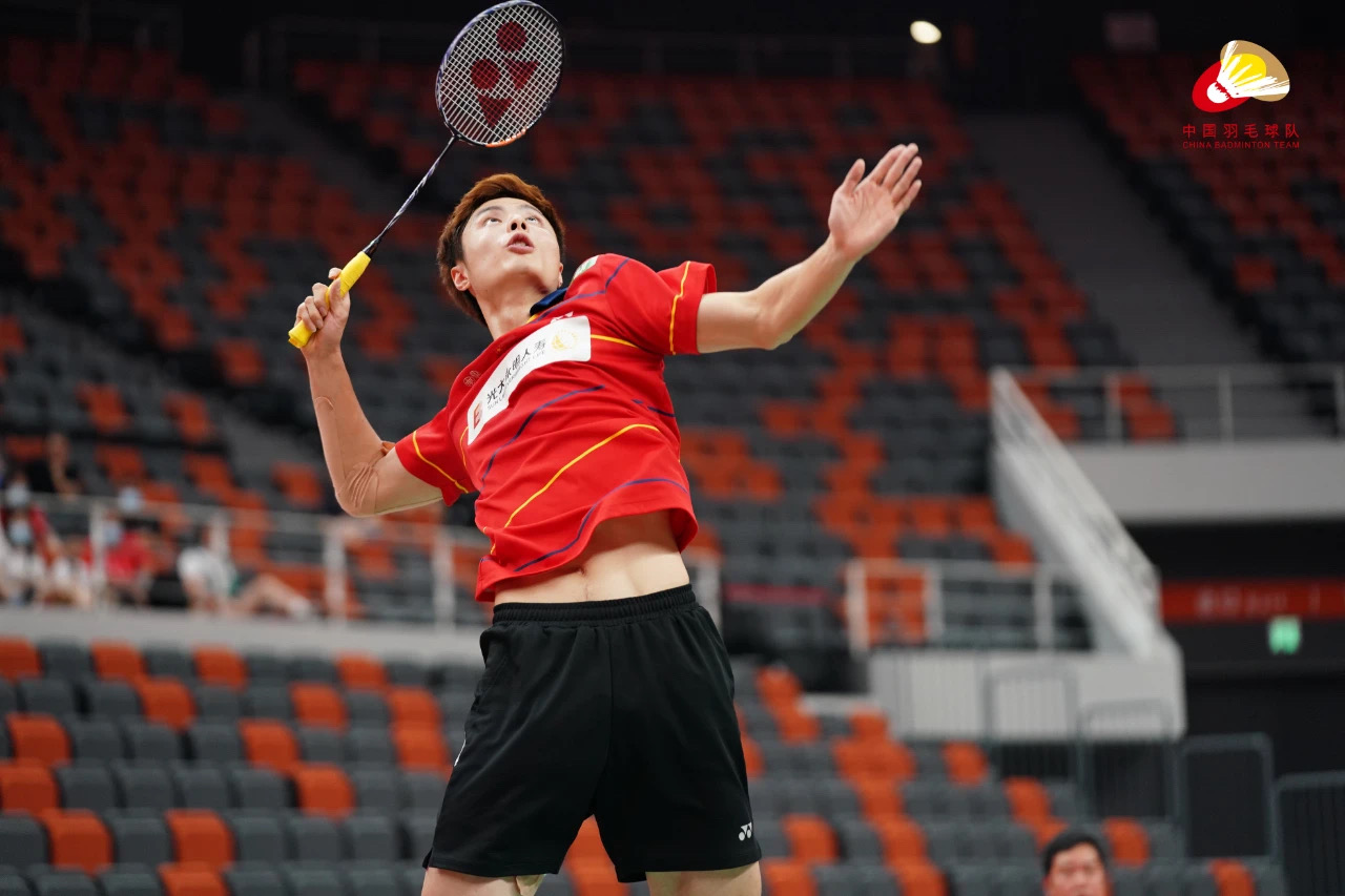 再次展现出 再次展现出