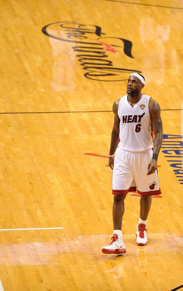 迫使对手边 迫使对手边